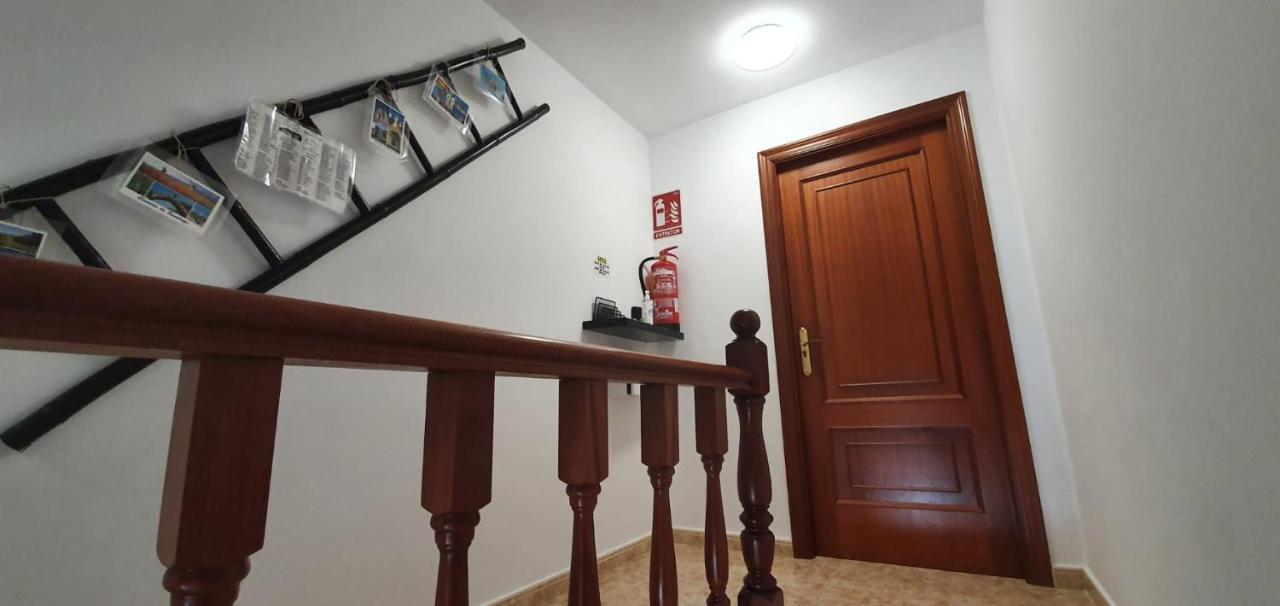 Apartamentos Portolux Portomarin Luaran gambar