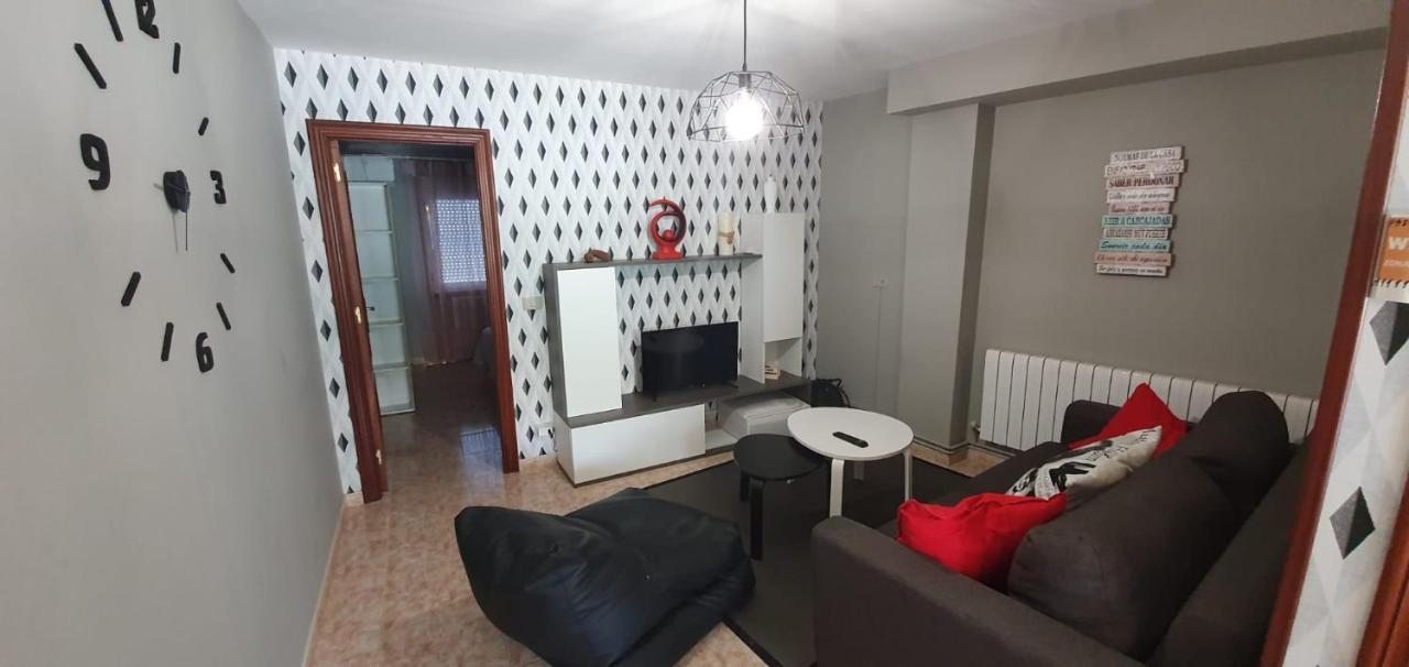 Apartamentos Portolux Portomarin Luaran gambar