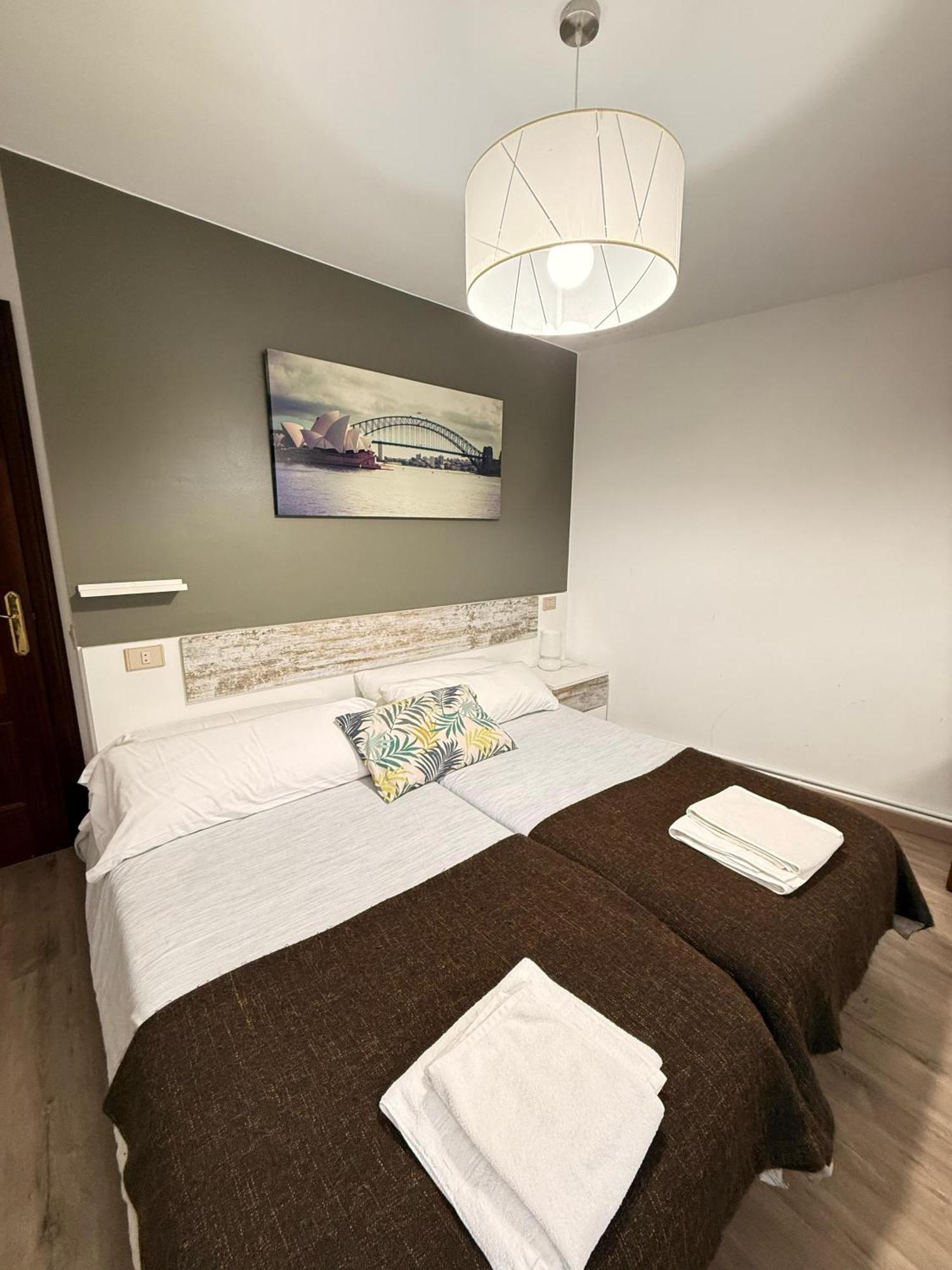 Apartamentos Portolux Portomarin Luaran gambar