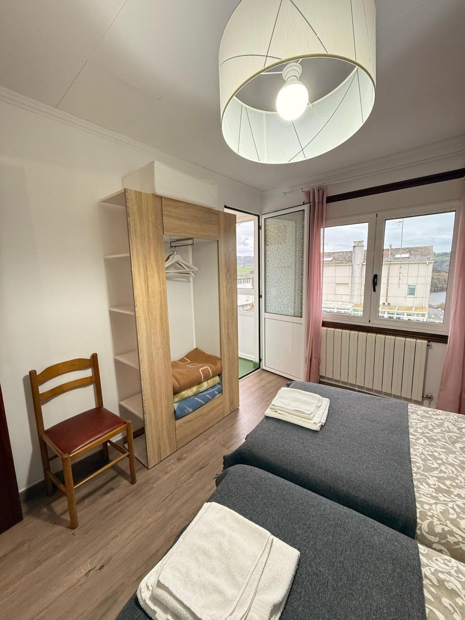 Apartamentos Portolux Portomarin Luaran gambar